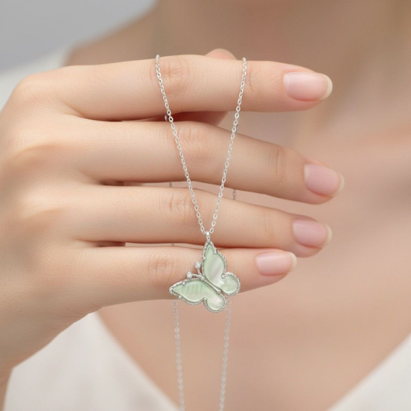 Kelebek Tasarımlı 925 Gümüş Kolye